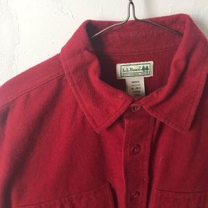 L.L. Bean Men’s Buttoned Shirt